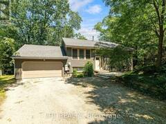 7806 ALFRED CRESCENT Lambton Shores Ontario, N0M 2L0
