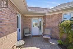 48 ILDERBROOK CIRCLE | Ilderton Ontario | Slide Image Three