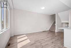 981 WEST VILLAGE SQUARE | London Ontario | Slide Image Nineteen