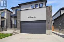 40 LOCKY LANE | Komoka Ontario | Slide Image Three