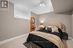 941 LONGWORTH ROAD | London Ontario | Slide Image Thirty-one
