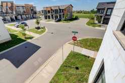 970 BATTERY PARK | London Ontario | Slide Image Thirty-seven