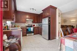 825 RAILTON AVENUE | London Ontario | Slide Image Seventeen