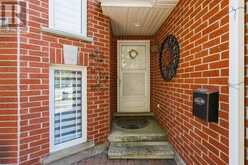 825 RAILTON AVENUE | London Ontario | Slide Image Four