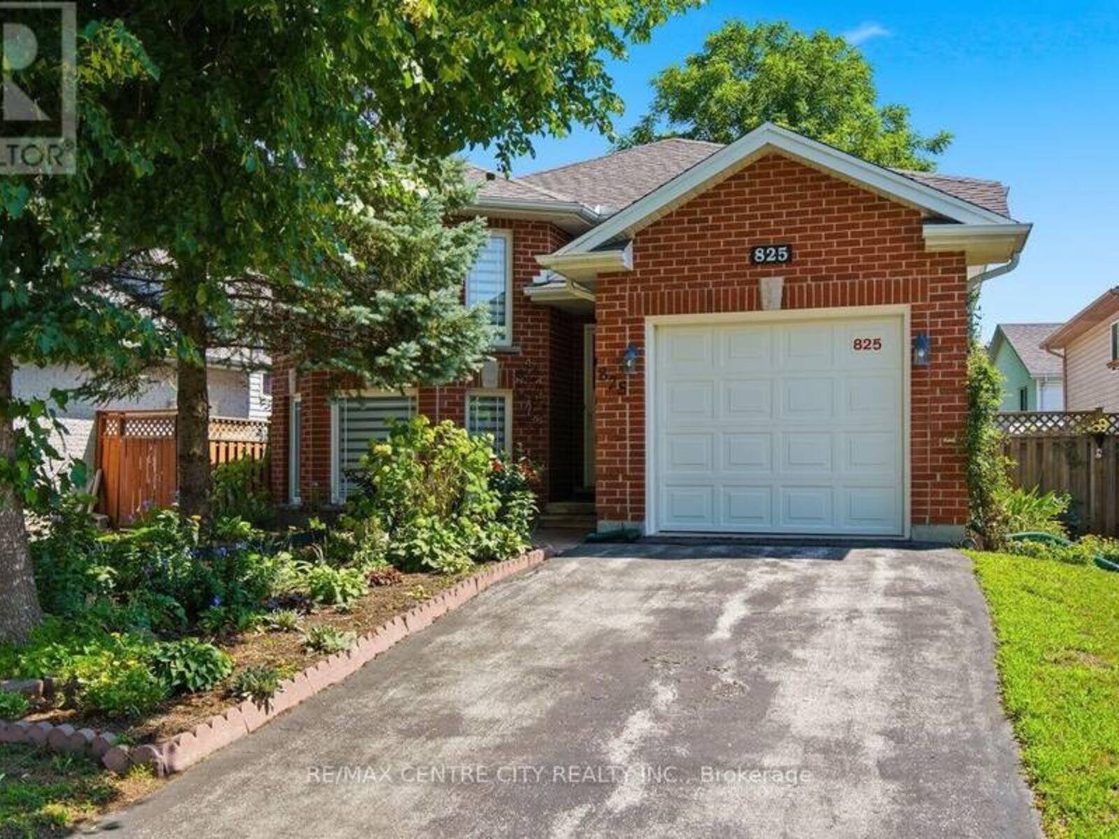 825 RAILTON AVENUE, London, Ontario N5V 4W7