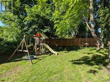 19 KENDALL COURT | London Ontario | Slide Image Forty-four