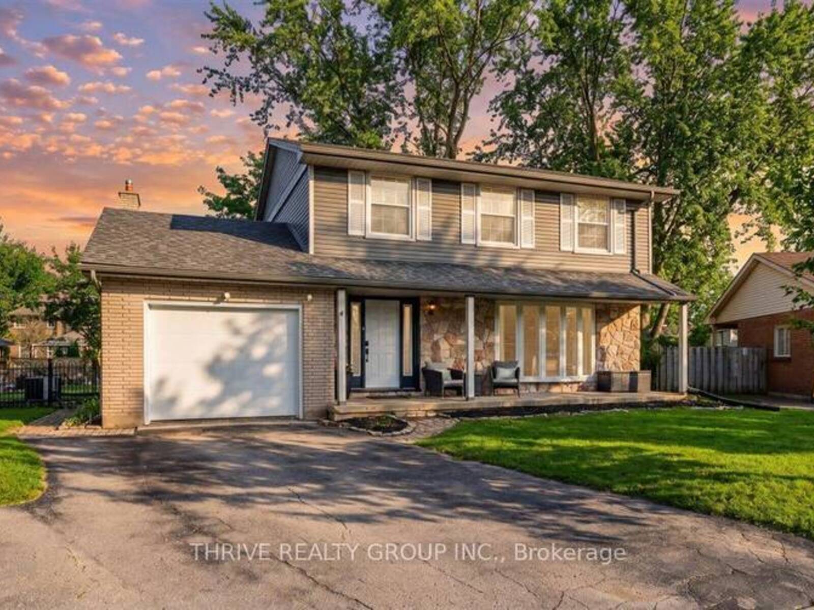 19 KENDALL COURT, London, Ontario N5X 1E4