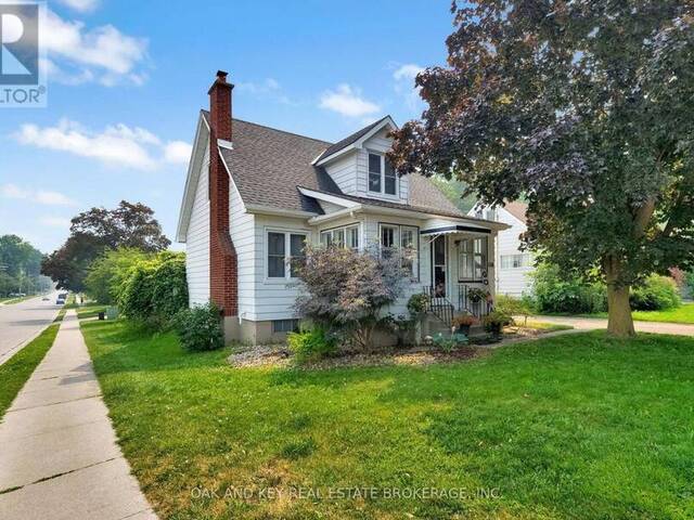 120 SYDENHAM STREET Woodstock Ontario, N4S 7B5 - 2 Bedrooms Home For Sale