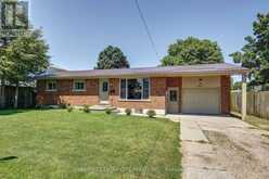 113 SOUTH STREET W | Aylmer Ontario | Slide Image Four
