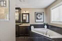 1304 EAGLETRACE DRIVE | London Ontario | Slide Image Nineteen