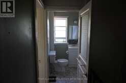 324 QUEEN STREET W | Cambridge Ontario | Slide Image Twelve