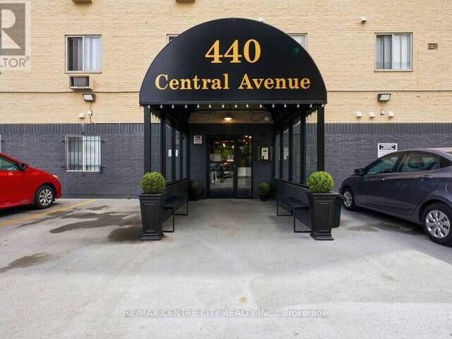 605 - 440 CENTRAL AVENUE London Ontario, N6B 2E5 - 1 Bedroom Condo For Sale