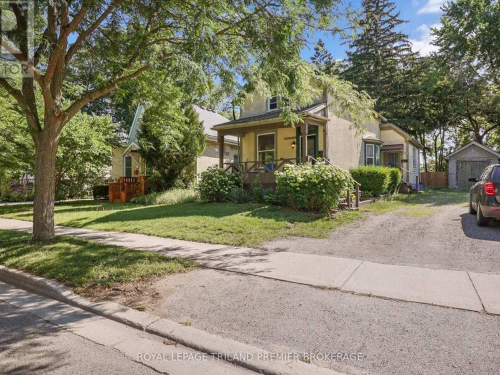 12 ORCHARD STREET, London, Ontario N6J 2R3
