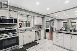 68 DOWNING CRESCENT | London Ontario | Slide Image Twelve