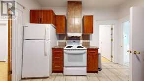 3 MCDONALD AVENUE | London Ontario | Slide Image Six