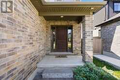 122 GILMOUR DRIVE | Lucan Biddulph Ontario | Slide Image Six