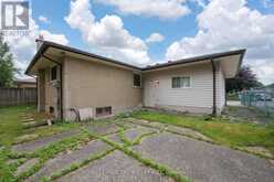 160 WELLESLEY CRESCENT | London Ontario | Slide Image Nineteen