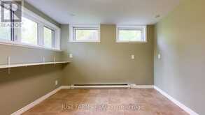 837 7TH AVENUE | Hanover Ontario | Slide Image Thirty-three