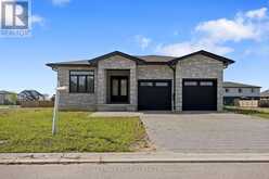4 TITAN COURT | Dutton-Dunwich Ontario | Slide Image Two