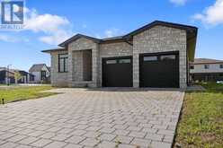 4 TITAN COURT | Dutton-Dunwich Ontario | Slide Image Three