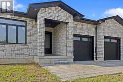 4 TITAN COURT | Dutton-Dunwich Ontario | Slide Image Four