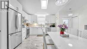 146 COLETTE DRIVE | London Ontario | Slide Image Nine