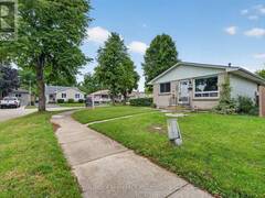 53 RENNY CRESCENT London Ontario, N6E 2C4
