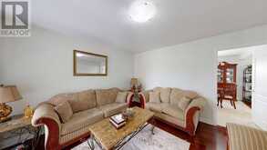 816 WILD ROSE LANE S | London Ontario | Slide Image Eight