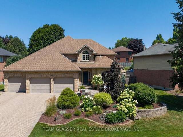 27 CHESTNUT HILL London Ontario, N6K 4J5 - 4 Bedrooms Home For Sale