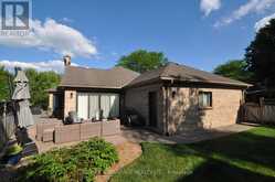 1 SMALLMAN DRIVE | London Ontario | Slide Image Thirty-eight