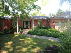 27 CROYDON DRIVE Middlesex Centre Ontario, N0M 1C0