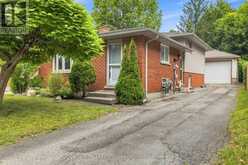 436 FERNDALE AVENUE | London Ontario | Slide Image Three