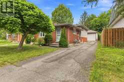 436 FERNDALE AVENUE | London Ontario | Slide Image Four