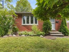 436 FERNDALE AVENUE London Ontario, N6C 2Z1