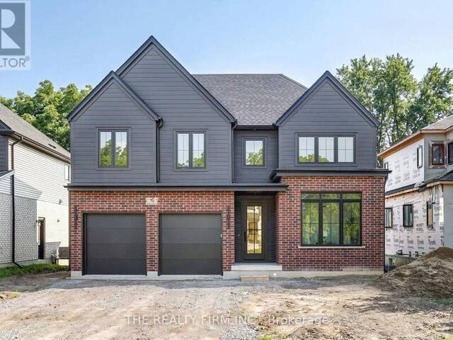 79 ROYAL CRESCENT Talbotville Ontario, N5P 0G2 - 4 Bedrooms Home For Sale