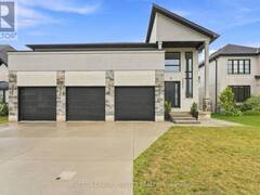 17 ARROWWOOD PATH Ilderton Ontario, N0M 2A0