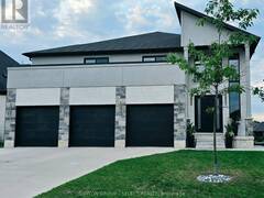 17 ARROWWOOD PATH Ilderton Ontario, N0M 2A0