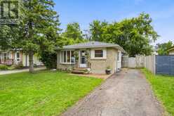 41 SCOTCHMERE CRESCENT | London Ontario | Slide Image Two