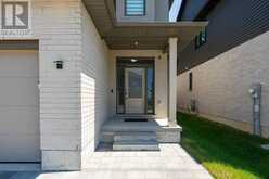 8-7966 FALLON DRIVE | Lucan Biddulph Ontario | Slide Image Four