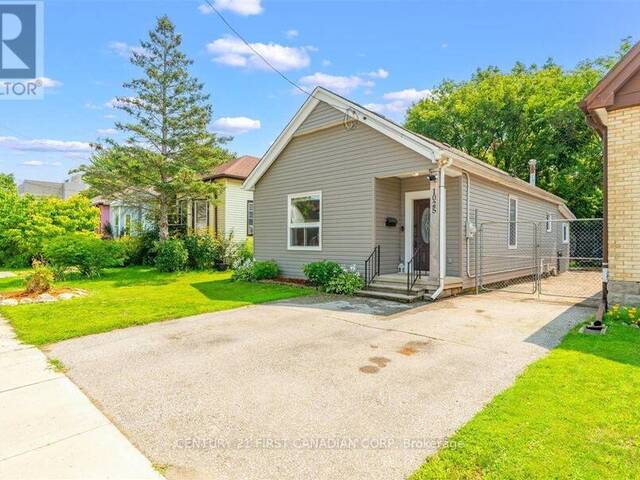 1025 KING STREET London Ontario, N5W 2X7 - 3 Bedrooms Home For Sale