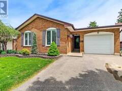 74 WINDING WAY CRESCENT London Ontario, N6G 3G2