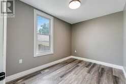30 PARK AVENUE E | Chatham Ontario | Slide Image Twelve