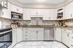 17 ROSE STREET | Dutton-Dunwich Ontario | Slide Image Nine