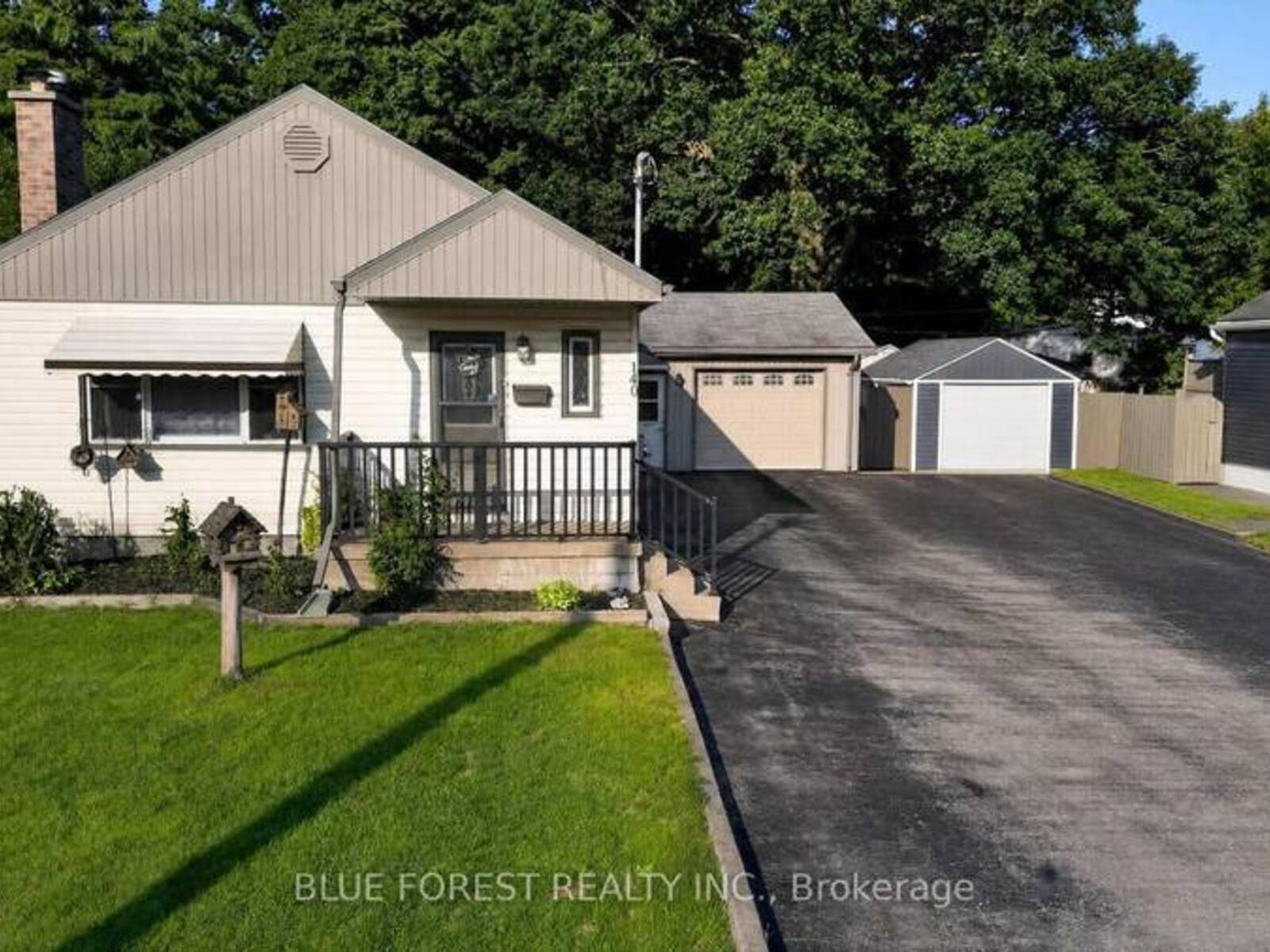 140 HIGHBURY AVENUE N, London, Ontario N5Z 2W4