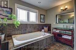 2058 WESTPOINT HEIGHTS | London Ontario | Slide Image Thirty-six