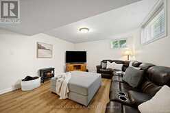 1519 SHORE ROAD | London Ontario | Slide Image Thirty