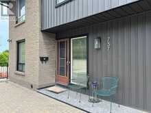 757 BERKSHIRE DRIVE | London Ontario | Slide Image Two