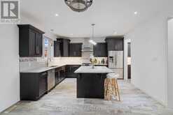 624 SUPERIOR DRIVE | London Ontario | Slide Image Nine