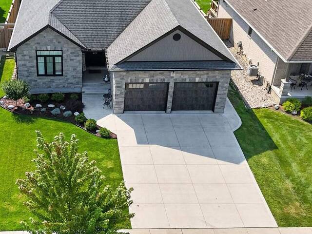 57 TALBOT GROVE LANE Talbotville Ontario, N5P 3T2 - 5 Bedrooms Home For Sale