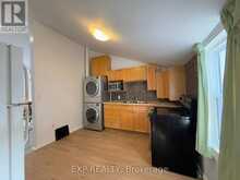 1025 YORK STREET | London Ontario | Slide Image Fourteen